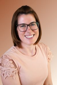 Bardócziné Agócs Henrietta kisgyermeknevelő
